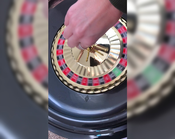 Lucyannebrooks - SUNDAY FUNDAY  ONLYFANS CASINO  Spin  Number !!! Next spin at 41 (27.10.2019)