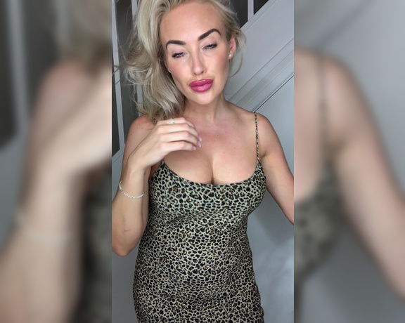 Lucyannebrooks - TRUE CONFESSION TUESDAY WHO’S HAD A NAUGHTY WATCH OF THE MOST RECENT DM VI E (28.08.2018)
