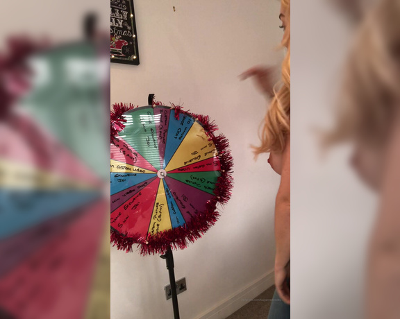 Lucyannebrooks - HAPPY DECEMBER  SPIN THE WHEEL Three spins for Neal T R (01.12.2019)