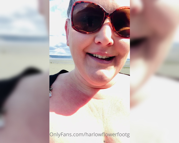 Harlowflowerfootgoddess - Join me wont you #beachlover u (30.03.2021)