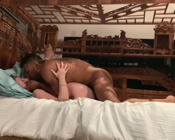 Yourboyfcisco - Vacation Sex Quickie, Boy Girl, Interracial, Kissing, Love, Missionary, ManyVids