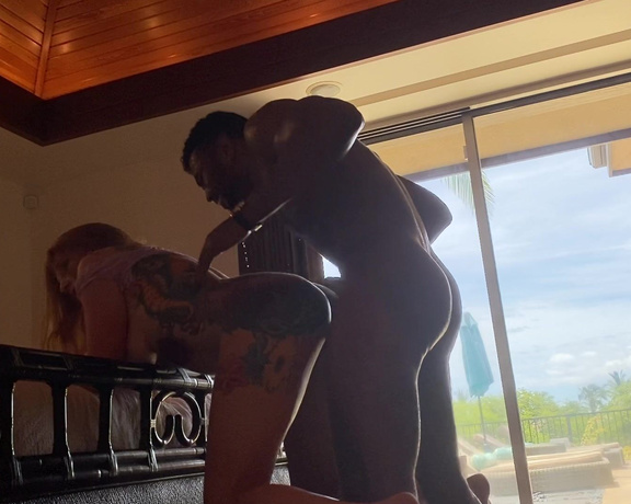 Yourboyfcisco - Vacation Work Outs Coralia, Tattoos, Interracial, BBC, Doggystyle, Blowjob, ManyVids