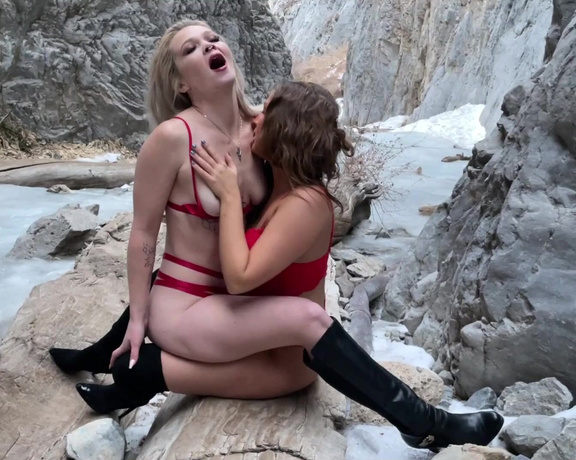 Kay Carter - Kaycarterxxx Winter Wonderland with Febby Twiggs Below freezing pussy eating Video being sent out tomorrow and,  Big Tits, Milf