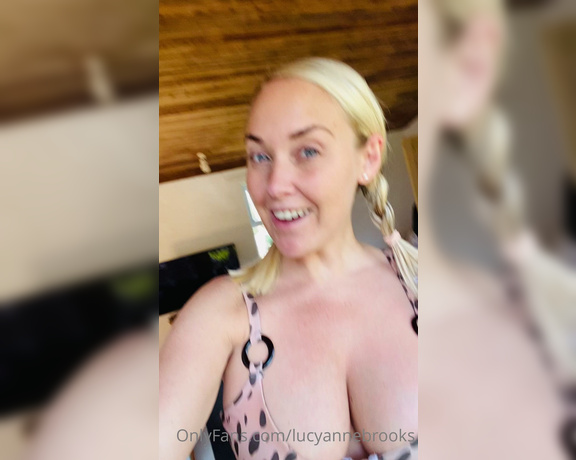 Lucyannebrooks - SUN DAY FUNDAY I thought we could have some fun today especially with U (18.07.2021)