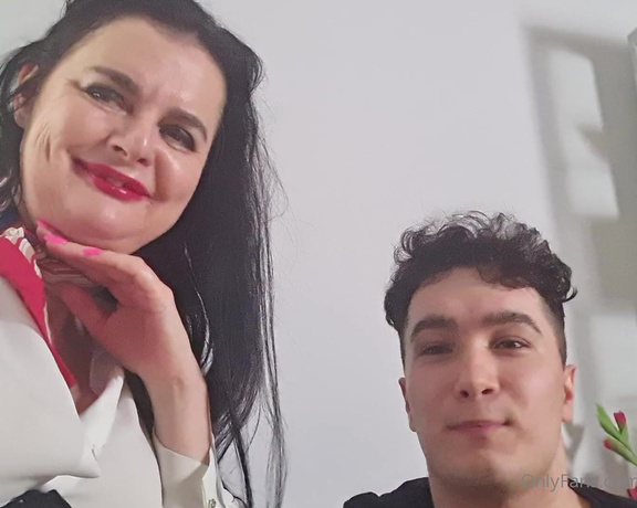 Dinahmistress - Hello from Mistress Dinah and My boy @mortyconnor we are just after video PX (10.06.2022)