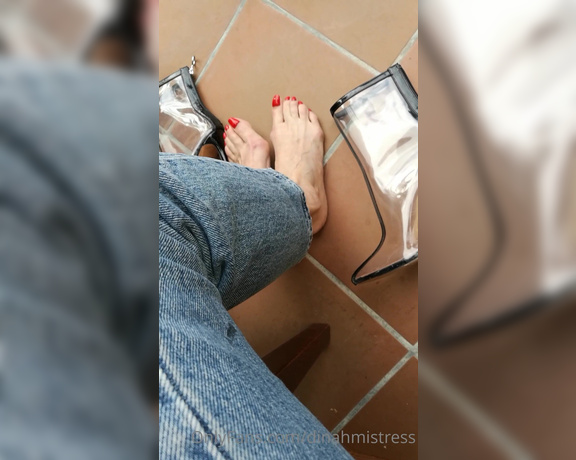 Dinahmistress - My dusty feet during the brunch party! My feet are not only dusty but al 1 (17.09.2021)