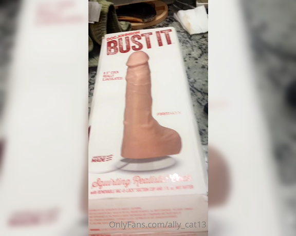 Allycatofficial - Apparently it’s edible jizz too ......so who is ready for me to get a nut VA (21.08.2020)