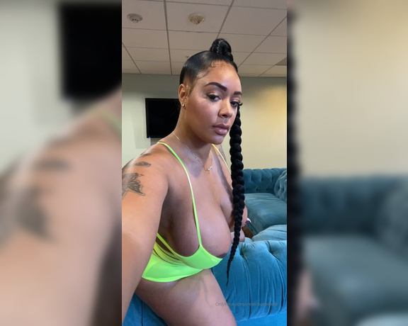 Creolebarbieeee - OnlyFans Video Jd (06.10.2019)