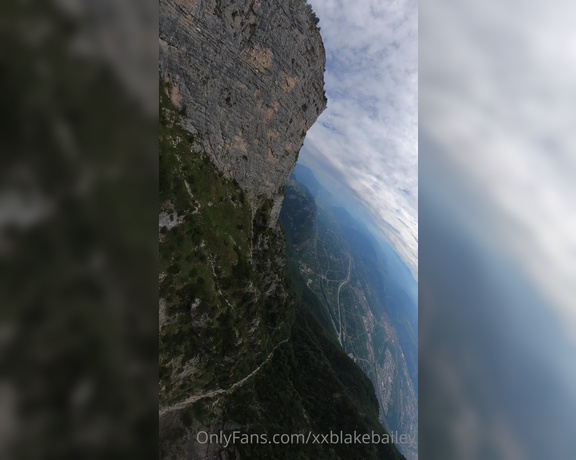 Xxblakebailey - Good morning i really wanted to share another wingsuit BASE jump video wit LH (16.07.2022)