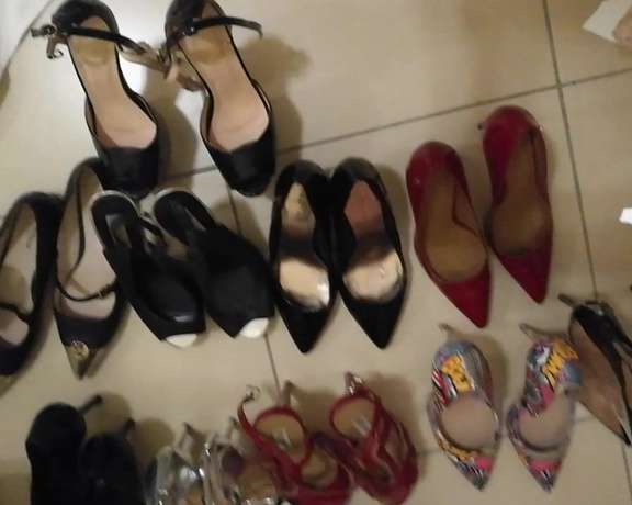Dinahmistress - My slave was lucky to may clean all these shoes, with his tong! R (14.01.2020)
