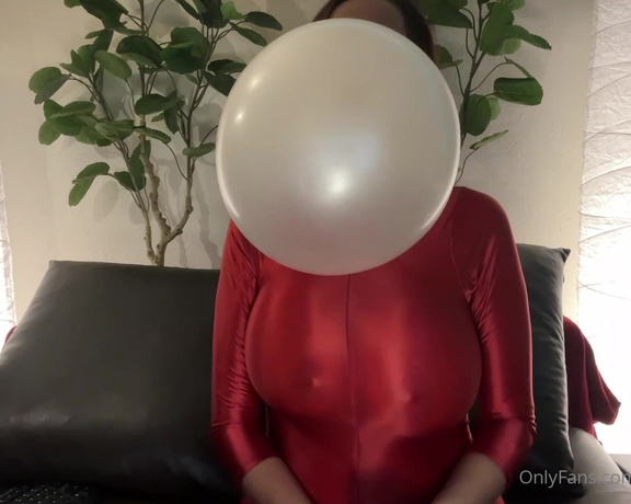 Goddesssandi - Wanna see bubble frustration Check it out. Great starts but not enough stre ep (11.01.2023)