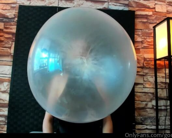 Goddesssandi - Video A big bubble with holes V (06.06.2022)