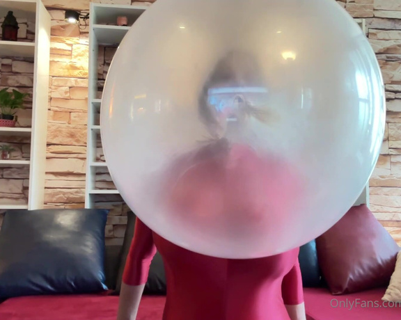 Goddesssandi - This mornings bubble session with reaction  twas a struggle of course! 9A (24.05.2023)