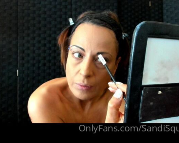Goddesssandi - Custom Applying Makeup from start to finish. In this clip I am topless while nE (15.04.2020)