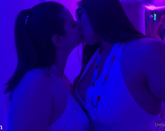Fitsid - FULL GIRL GIRL VIDEO THROWBACK THURSDAY  Losing my Lesbian V iI (17.09.2021)