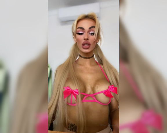 Xbarbie_malibux - OnlyFans Video q (18.03.2022)