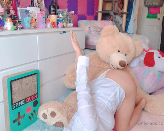 Maricahase - Hentai Anime girl yoga challenge Sg (17.05.2020)