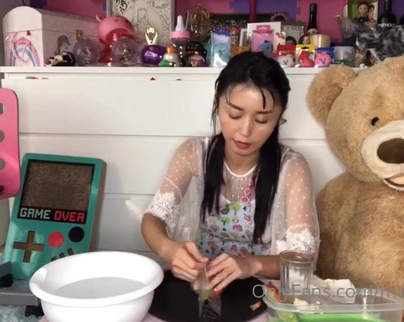 Maricahase - You get magical glasses that can see boobs durling Im making spring roll for 9B (27.04.2020)