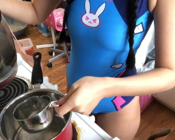 Maricahase - Video sexy cooking show Japanese Miso vegetable soup and masturbation at the sa 3 (31.03.2019)