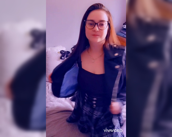 CaityFoxx - Goth Girl, Goth, MILF, Upskirt, Leather, Bisexual, ManyVids