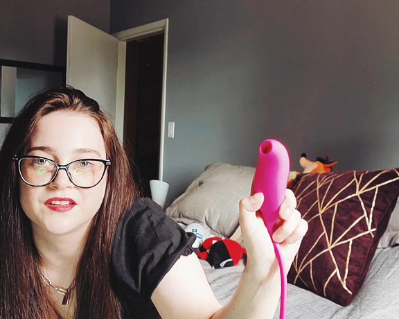 CaityFoxx - My Favorite Sex Toys, Toys, Vibrator, Reviews, Solo Female, MILF, ManyVids