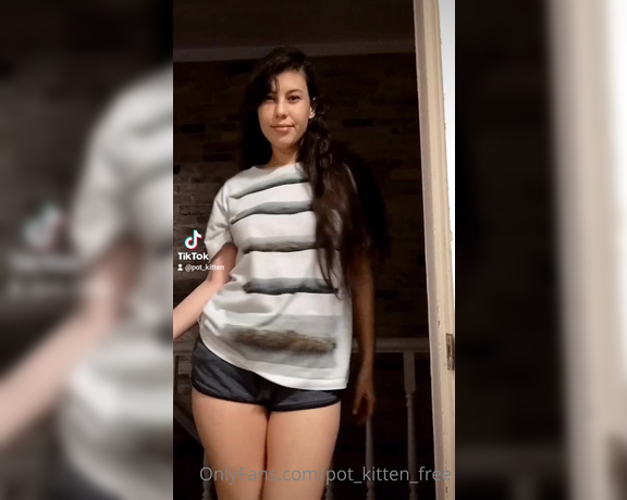 Softcore_kitten - TikTok removed this for being too sexual So I guess its going to live h F (02.02.2021)