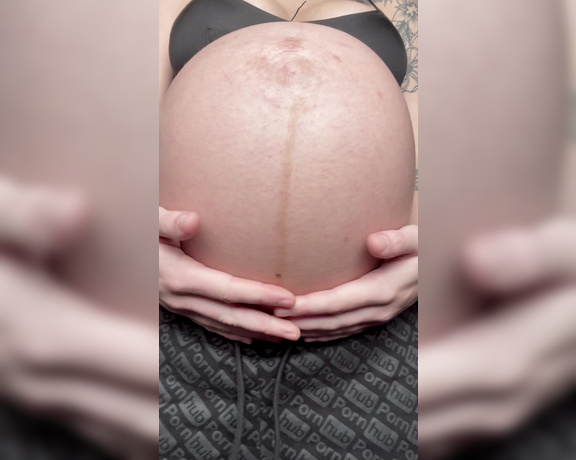 Greydesire69 - I was in labor during this… think you see any contractions happening Cq (31.12.2021)