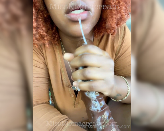 Missniemacream - Good morning shuga You should know by now that I care if you nut in the L (29.09.2021)