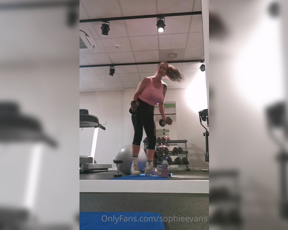 Sophieevans - Gym time 0l (22.09.2021)