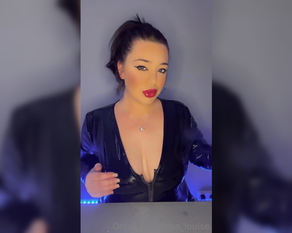 Laylaa_louise - Heavy Make up with big juicy lips as requested by a few fans Like if you j (01.03.2023)