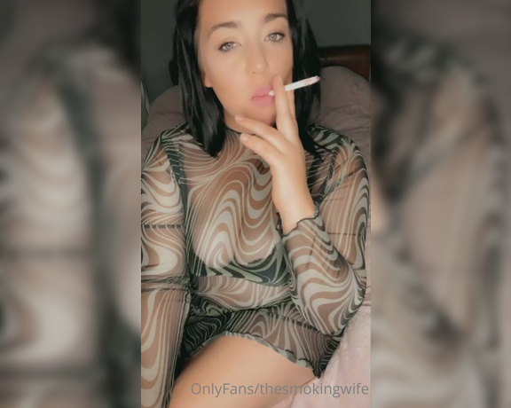 Laylaa_louise - Smoking again wx (06.10.2022)