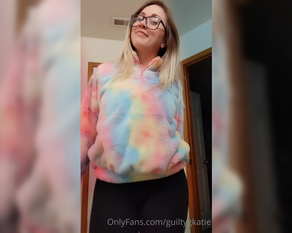 Realggkatie - Little flash before I go grocery shopping l (17.11.2020)