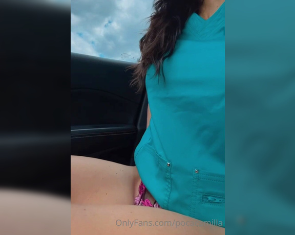 Pocacamilla OnlyFans video19