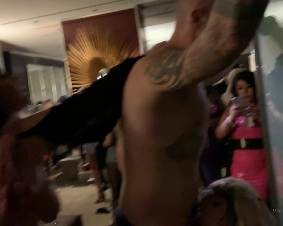 Nickeyhuntsman - Live sex show from Sext panther suite party I filmed a lot of video clips and will be post 4b (26.01.2020)