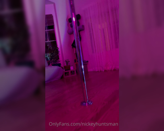 Nickeyhuntsman - I had so much fun dancing with @thekittybateman . Her sexy moves made me horny Q1 (13.09.2022)