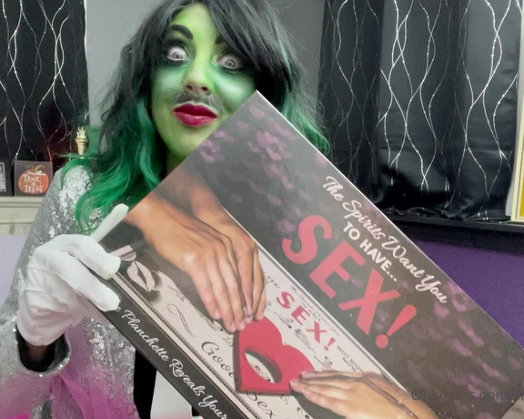 Nickeyhuntsman - Old Gregg Joi teaser video  pics iT (30.10.2021)