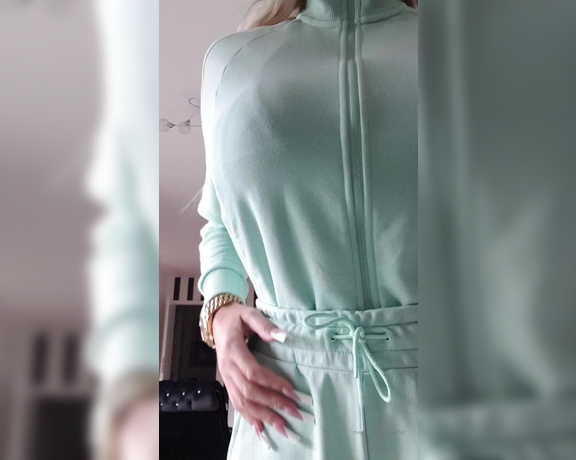 Blondiebombxxx - New Jogging Suit for me P (20.02.2020)