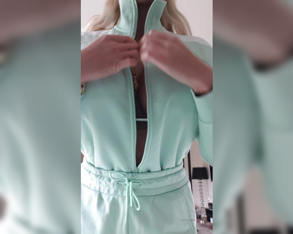 Blondiebombxxx - New Jogging Suit for me P (20.02.2020)