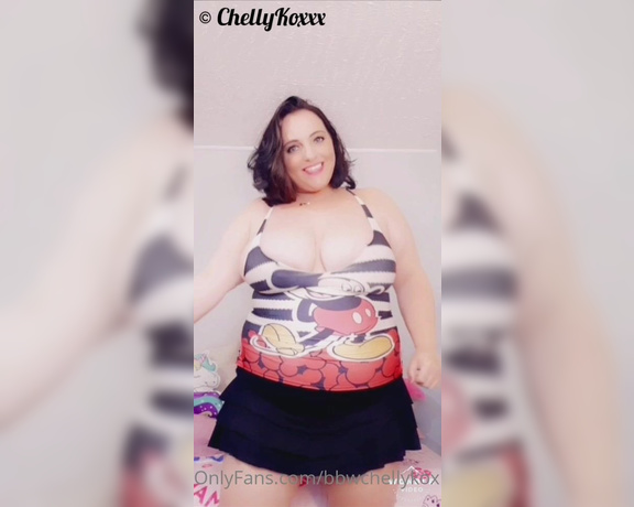 Thechellykox - Trying to be cute w (31.05.2020)