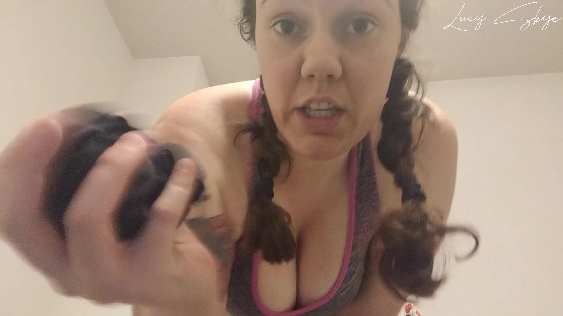Addicted to licking female body sweat fetish
